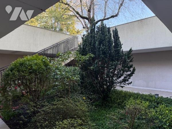 Appartement à vendre à Montmorency au Centre Ville (95160) en Val-d'Oise (95), 4 pièces, 3 chambres