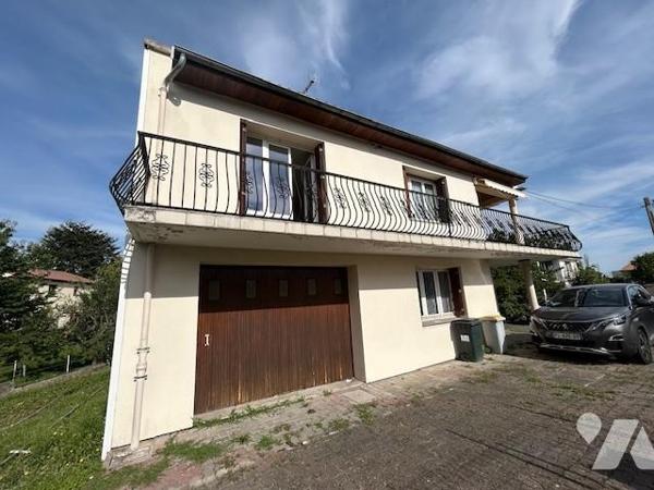 Maison de construction traditionnelle 