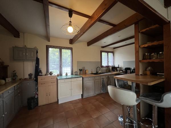 À vendre - Maison individuelle, 6 pièces située à Nouzilly (37380)