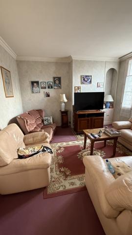 À vendre - Maison individuelle, 7 pièces située à Montoire-sur-le-Loir (41800)