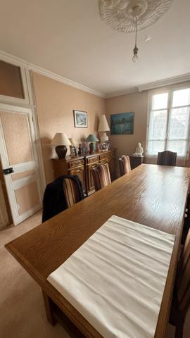 À vendre - Maison individuelle, 7 pièces située à Montoire-sur-le-Loir (41800)