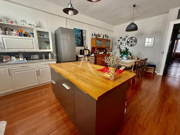 Appartement hyper centre Pau 2 chambres et cave