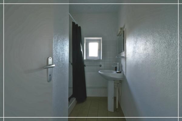 Maison plain-pied à vendre 3 pièces CHATEAUMEILLANT (18)