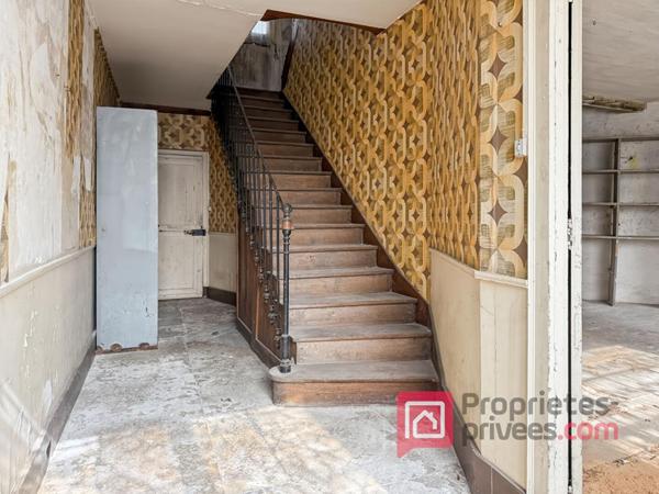 Maison Essoyes 15 pièce(s) 400 m2