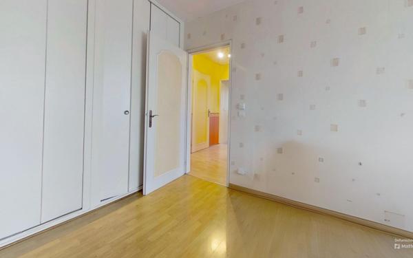 Appartement à vendre    5 pièces • 106 m2 Saint-Priest