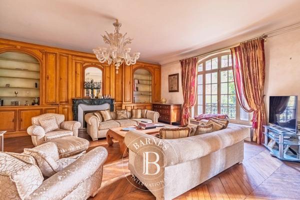 Paris 16ème, Appartement 5 Chambres -  242 m² à vendre