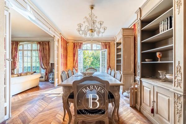 Paris 16ème, Appartement 5 Chambres -  242 m² à vendre