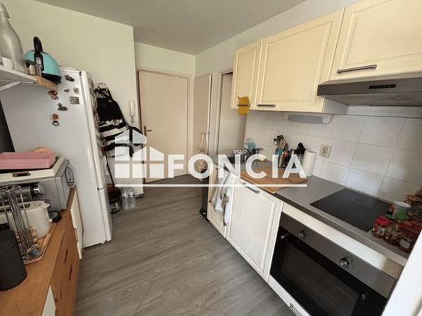 Location Appartement 2 pièces 36.85 m² - 124 COURS GAMBETTA Lyon 69007