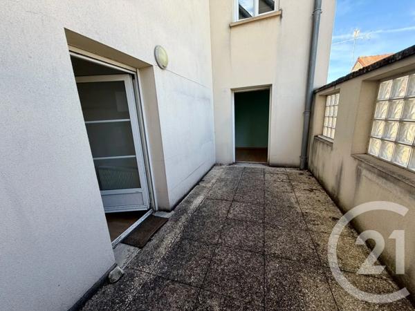 Appartement F3 à vendre  3 pièces - 75,56 m 2   CREPY EN VALOIS  - 60