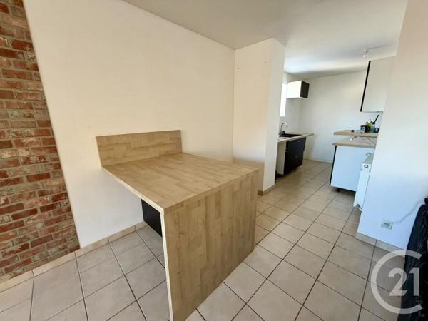 Appartement F3 à vendre  3 pièces - 75,56 m 2   CREPY EN VALOIS  - 60