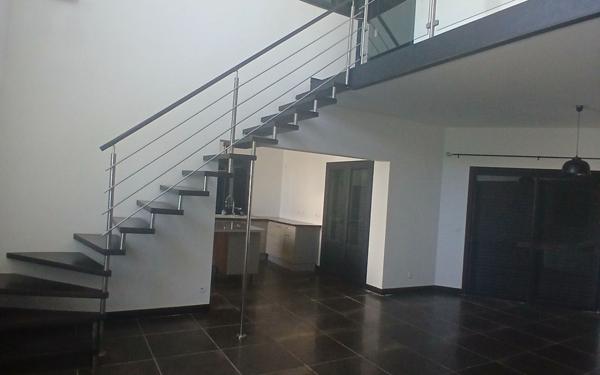 Maison à vendre    4 pièces • 150 m2 Saint-Pierre