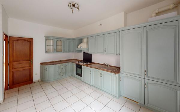 Appartement à vendre    3 pièces • 91 m2 Saint-Étienne