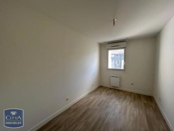 Appartement à louer 4 pièces 80.49m² Nantes (44000)