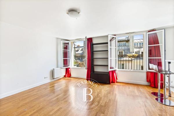 Paris 8ème, Appartement  37 m² à vendre