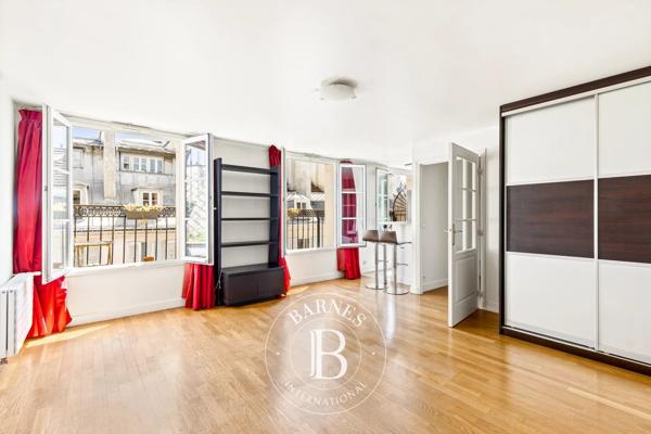 Paris 8ème, Appartement  37 m² à vendre