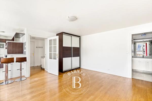 Paris 8ème, Appartement  37 m² à vendre