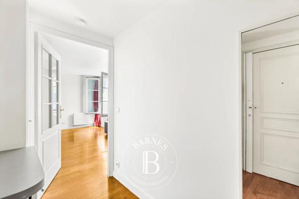 Paris 8ème, Appartement  37 m² à vendre