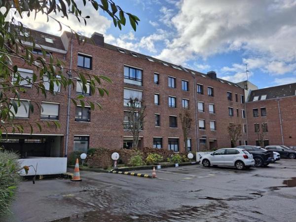 VIEUX-LILLE Appartement TYPE 3 de 95,3m² en DUPLEX dernier étage -PARKING en sous-sol et  cave