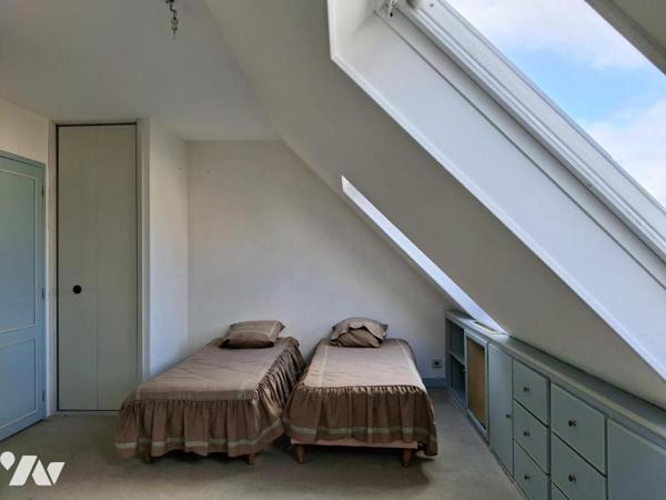 VIEUX-LILLE Appartement TYPE 3 de 95,3m² en DUPLEX dernier étage -PARKING en sous-sol et  cave