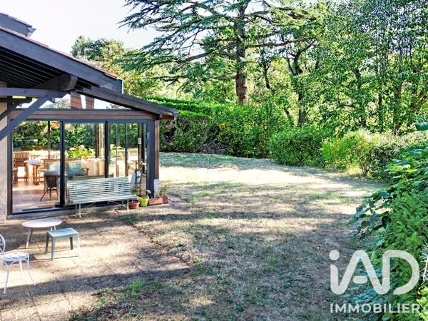 Maison à vendre 6 pièces 145 m² Saint-Didier-au-Mont-d'Or