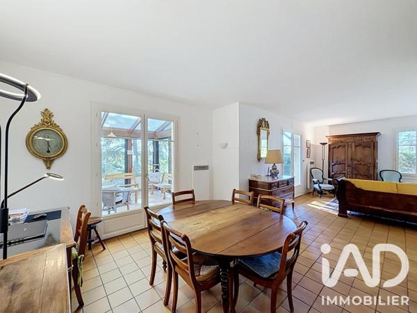 Maison à vendre 6 pièces 145 m² Saint-Didier-au-Mont-d'Or