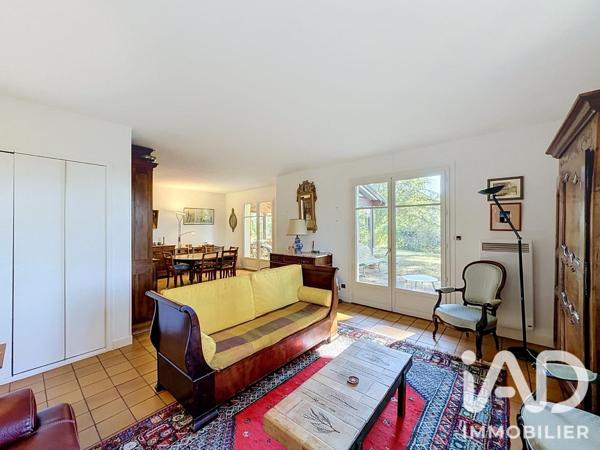 Maison à vendre 6 pièces 145 m² Saint-Didier-au-Mont-d'Or
