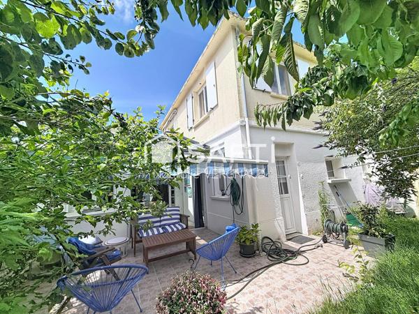 JOLIE MAISON AVEC JARDIN PROCHE DU CENTRE-VILLE