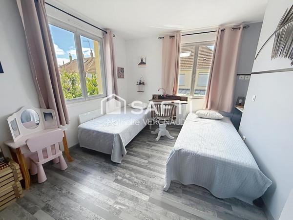 JOLIE MAISON AVEC JARDIN PROCHE DU CENTRE-VILLE