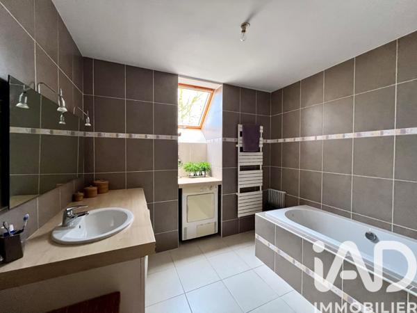 Maison à vendre 5 pièces 100 m² Saint-Étienne-du-Rouvray
