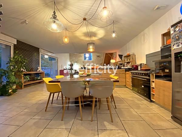 Maison 8 pièces - 174 m²