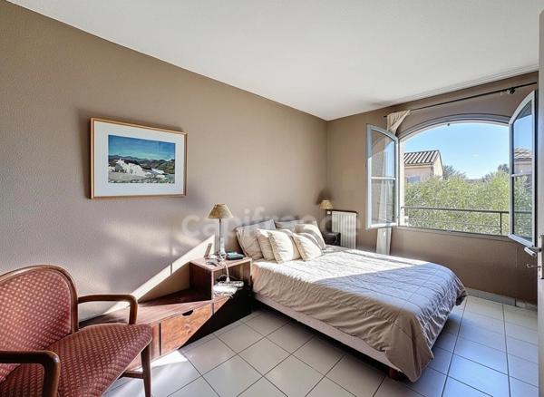 Maison à vendre 4 pièces UZES (30)