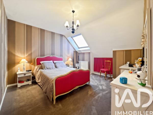 Maison à vendre 7 pièces 176 m² L'Huisserie