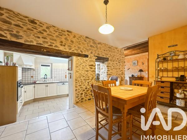 Maison à vendre 7 pièces 176 m² L'Huisserie