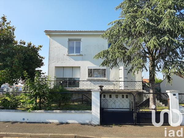 Maison à vendre 10 pièces 197 m² Rochefort