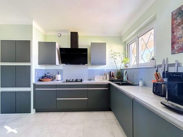 Maison 225 900 € Périgueux 6 p 145 m² DPE E