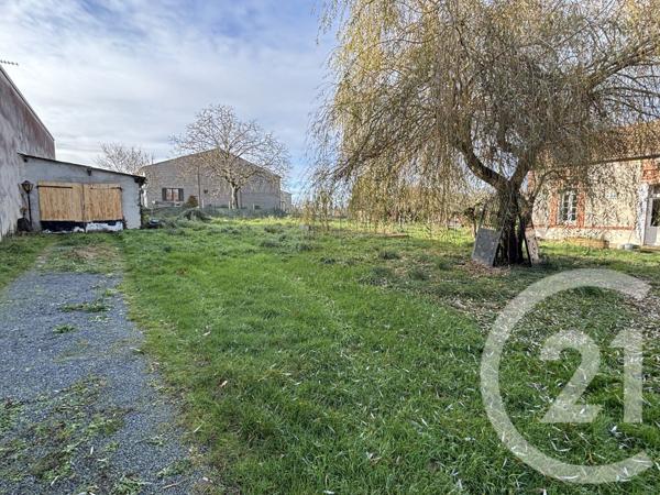 Maison à vendre  4 pièces - 55 m2 LURCY LEVIS - 03