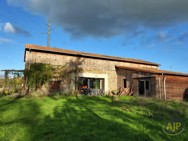 Vente maison Oree D Anjou : 400 000 € - AJP Immobilier Le Loroux-Bottereau