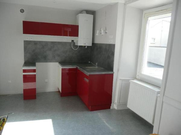 Appartement 2 pièces de 35 m² à St just st rambert