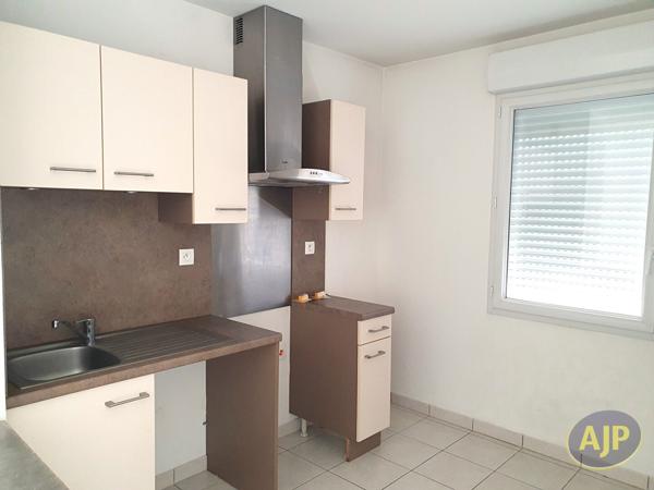 Appartement à louer Carquefou : 3 pièces, 68m² avec 2 chambre(s) à 872€ - AJP Immobilier Carquefou