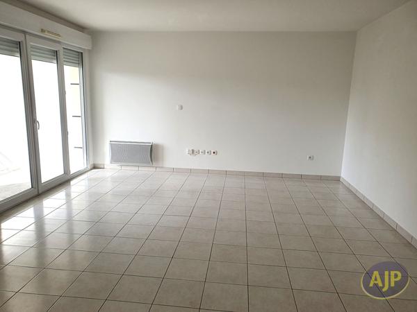 Appartement à louer Carquefou : 3 pièces, 68m² avec 2 chambre(s) à 872€ - AJP Immobilier Carquefou