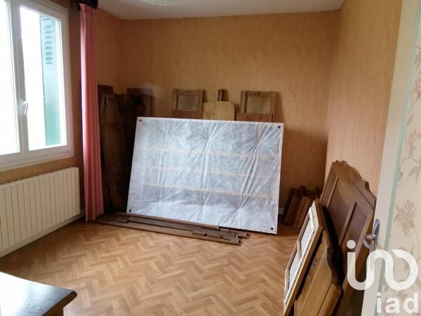 Maison 4 pièces de 88 m² à Aigurande (36140)