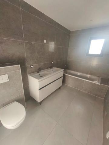 Vente Maison 4 pièces 130 m2 à Bourg-de-Péage