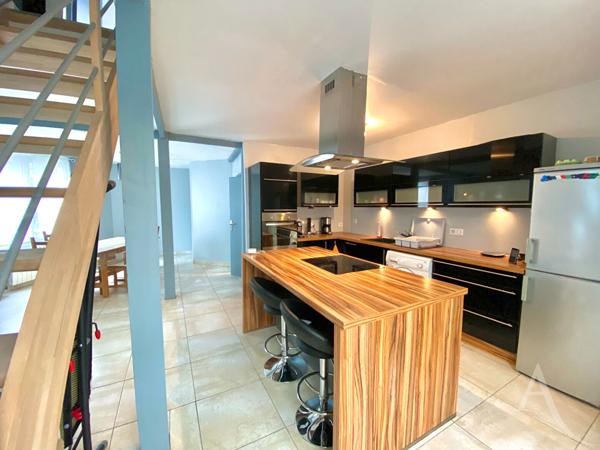 Appartement triplex quartier Séraucourt !