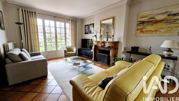 Maison à vendre 7 pièces 169 m² Luisant