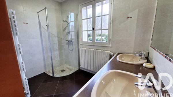 Maison à vendre 7 pièces 169 m² Luisant
