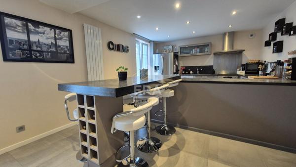 Maison Grisy Suisnes 6 pièce(s) 140 m2