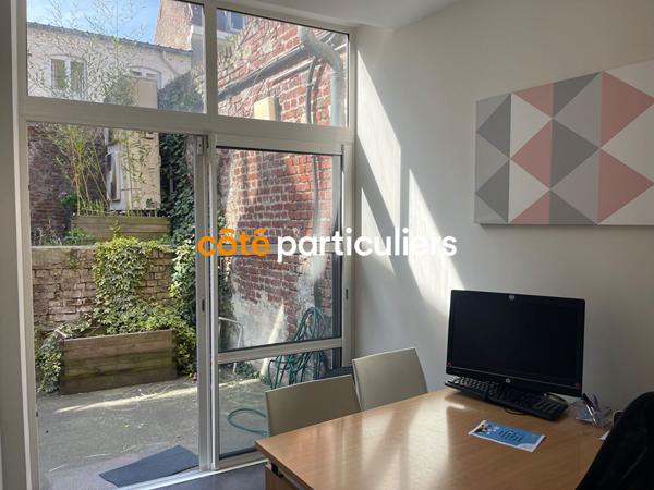 Vente Bureaux181,66 m² - 9 Pièces - DOUAI (59500)