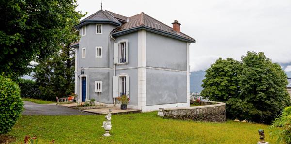 MAISON - AIX-LES-BAINS - 160 M2 - CALME