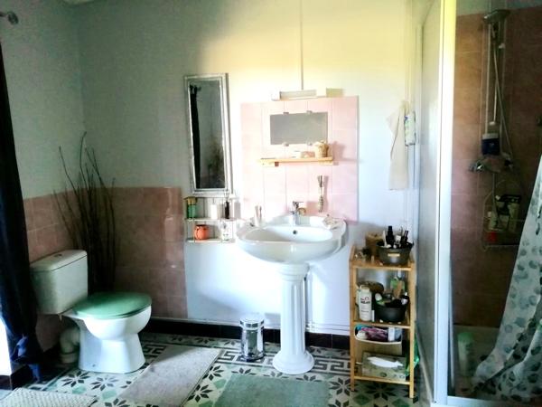 MAISON DE VILLAGE - ST JEAN DE SAUVES