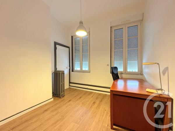 Maison à vendre  8 pièces - 230,22 m2 ST QUENTIN - 02